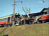 В 7:42 по московскому времени во втором вагоне электропоезда Кисловодск-Минводы на подъезде к Ессентукам произошел взрыв