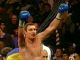 Украинец Виталий Кличко нокаутировал канадца Кирка Джонсона