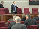 Центризбирком утвердит календарный план основных мероприятий предстоящей предвыборной гонки. Об этом заявил в среду на пресс-конференции в ИТАР-ТАСС глава Центризбиркома РФ Александр Вешняков Центризбирком утвердит календарный план основных мероприятий предстоящей предвыборной гонки. Об этом заявил в среду на пресс-конференции в ИТАР-ТАСС глава Центризбиркома РФ Александр Вешняков
