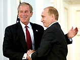 Когда Буш встречается с Владимиром Путиным, он лезет из кожи вон, чтобы быть не просто деловым или дружественным, но чтобы казаться его лучшим другом