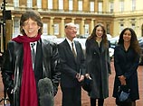 В Букингенском дворце в пятницу прошла церемония посвящения лидера группы Rolling Stones Мика Джаггера в рыцари
