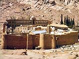 Как стало известно, туристический автобус с гражданами РФ перевернулся на горной дороге у монастыря Святой Екатерины на юге Синайского полуострова