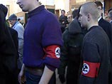 Пресс-секретарь НБП, которого хотели отправить в армию, вскрыл себе вены в знак протеста Пресс-секретарь НБП, которого хотели отправить в армию, вскрыл себе вены в знак протеста