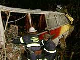 В результате крушения пассажирского автобуса под Алуштой 16 человек погибли, 20 получили травмы различной степени тяжести