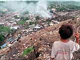 Наибольшие потери среди местного населения повлек за собой мощный оползень, сошедший с гор вместе с селевым потоком в провинции Лейте, объявленной сегодня зоной стихийного бедствия