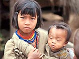 По данным Морриса, на севере Корейского полуострова ооновская программа помогает прокормить 6,5 млн человек, в том числе 4 млн детей. Однако объем помощи периодически приходится снижать, поскольку фонды иссякают из-за нежелания некоторых стран