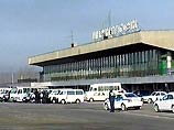 Поиски взрывного устройства начаты в самолете Ан-24 в аэропорту Иркутска