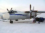 В первой половине дня среды один из пассажиров самолета Ан-24, готовившегося вылететь в Усть-Кут, сообщил экипажу о том, что самолет заминирован. При этом мужчина настаивал на том, что его сообщение - не шутка