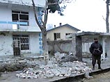 В здании, расположенном недалеко от президентского дворца, ударной волной выбиты все стекла, отметили в МВД В здании, расположенном недалеко от президентского дворца, ударной волной выбиты все стекла, отметили в МВД