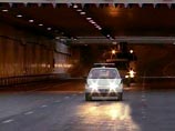 В Москве в связи с новым крупным дорожно-транспортным происшествием прекращено движение по Лефортовскому туннелю