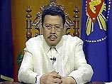 Президент Филиппин Джозеф Эстрада объявил сегодня о своей отставке. Он оказался в центре скандала о коррупции Президент Филиппин Джозеф Эстрада объявил сегодня о своей отставке. Он оказался в центре скандала о коррупции