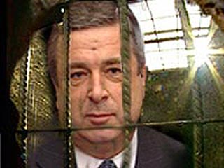 Он вновь подтвердил это накануне в телефонном разговоре с послом России в США Юрием Ушаковым. Дипломат со своей стороны заверил, что Москва и Минск продолжают прилагать все усилия для его скорейшего освобождения Он вновь подтвердил это накануне в телефонном разговоре с послом России в США Юрием Ушаковым. Дипломат со своей стороны заверил, что Москва и Минск продолжают прилагать все усилия для его скорейшего освобождения
