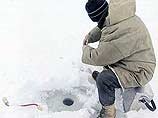 Hа льдине в Финском заливе дрейфуют 35 рыбаков
