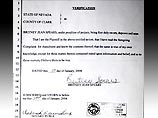 Именно в эту минуту судья Лиза Браун подписала в Лас-Вегасе документ, аннулировавший брак Спирс с Джейсоном Алленом Александером