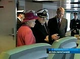 Елизавета II освятила крупнейший в мире лайнер Queen Mary 2