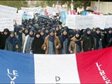 В Бейруте мусульманки провели антифранцузскую демонстрацию