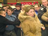 Поляки штурмом взяли 2 гипермаркета в Лодзи, объявивших распродажу: 12 раненых (ФОТО)