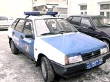 По данным правоохранительных органов, сотрудники госавтоинспекции причастны к торговле в Москве автомашинами иностранного производства, похищенными в европейских странах