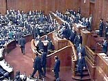 Япония готовится отразить очередные удары стихии Япония готовится отразить очередные удары стихии