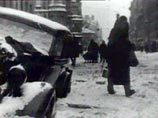 В самые суровые дни блокады зимы 1941-42 годов в осажденном городе работали 39 школ, позже их стало более 80