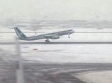 Прекращение снегопада, улучшение видимости позволили приостановить начавшуюся сегодня рано утром отправку следовавших в Москву авиалайнеров на запасные аэродромы