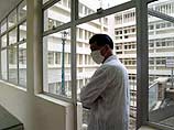 После 10 месяцев лечения в Гонконге из больницы выписан последний заразившийся SARS После 10 месяцев лечения в Гонконге из больницы выписан последний заразившийся SARS