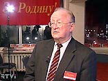Геращенко представил ранее в ЦИК документы, свидетельствующие о выдвижении его кандидатуры от партии, входяще в блок "Родина", который на парламентских выборах 7 декабря 2003 года преодолел пятипроцентный барьер