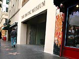 Иммигрант из России открыл в Голливуде музей секса Иммигрант из России открыл в Голливуде музей секса