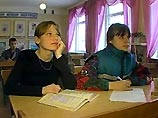 Сотрудник интерната поил водкой до бесчувствия и насиловал воспитанниц Сотрудник интерната поил водкой до бесчувствия и насиловал воспитанниц
