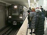 В московском метро женщина не покончила с собой благодаря реакции машиниста В московском метро женщина не покончила с собой благодаря реакции машиниста