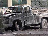 Ранее в городе Самарра в 100 километрах к северу от Багдада возле полицейского участка взорвался начиненный взрывчаткой автомобиль. По последним данным, погибли по меньшей мере четверо иракцев