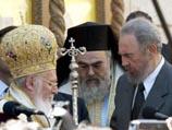 Ключи от храма вручил Патриарху кубинский лидер Фидель Кастро Ключи от храма вручил Патриарху кубинский лидер Фидель Кастро