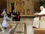Папу Римского Иоанна Павла II ознакомили накануне с последними веяниями молодежной культуры