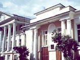 Российские писатели обратились к Касьянову с просьбой повлиять на Михалкова и не допустить их выселения Российские писатели обратились к Касьянову с просьбой повлиять на Михалкова и не допустить их выселения