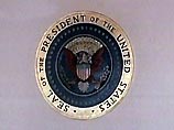 Сегодня √ первый рабочий день Джорджа Буша на посту президента США