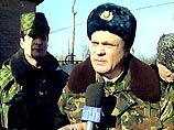 В ходе восьмичасового боя, который произошел в воскресенье в Гудермесе, погибли трое российских военнослужащих, сообщил главный военный комендант Чечни генерал-лейтенант Иван Бабичев В ходе восьмичасового боя, который произошел в воскресенье в Гудермесе, погибли трое российских военнослужащих, сообщил главный военный комендант Чечни генерал-лейтенант Иван Бабичев