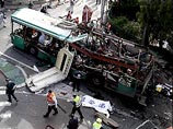 Взрыв произошел в автобусе N19 на перекрестке улиц Газа и Арлозорова. Теракт произошел неподалеку от резиденции премьер-министра Арижля Шарона