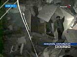 Спасателям удалось в пятницу утром вызволить из-под обломков обрушившегося в минувший четверг пятиэтажного жилого дома в Ленкорани, райцентре на юге Азербайджана, одну женщину. Об этом сообщили в аппарате исполнительной власти Ленкорани