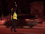 На северо-востоке Москвы при исполнении служебных обязанностей насмерть задавлен сотрудник ГИБДД. Водитель не отреагировал на сигналы милиционера и направил свою автомашину прямо на него На северо-востоке Москвы при исполнении служебных обязанностей насмерть задавлен сотрудник ГИБДД. Водитель не отреагировал на сигналы милиционера и направил свою автомашину прямо на него