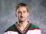 Николай Хабибулин выиграл у "Филадельфии", а Алексей Ковалев у "Ванкувера" Николай Хабибулин выиграл у "Филадельфии", а Алексей Ковалев у "Ванкувера"
