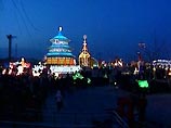 В Пекине обвалился железный мост, заполненный зрителями, наблюдавшими за световым представлением