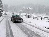 Ситуация на московских дорогах ухудшилась из-за сильного снегопада