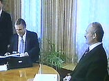 Неофициальная версия гораздо более прозаична, но не менее интересна: Лукашенко летит в Москву, чтобы обсудить, как вызволить из американской тюрьмы Государственного секретаря Союза России и Белоруссии Неофициальная версия гораздо более прозаична, но не менее интересна: Лукашенко летит в Москву, чтобы обсудить, как вызволить из американской тюрьмы Государственного секретаря Союза России и Белоруссии