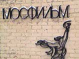 Кинорежиссера студии "Мосфильм" угонщик выбросил из его иномарки Кинорежиссера студии "Мосфильм" угонщик выбросил из его иномарки