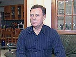 "Я никуда не пропадал. Решил отдохнуть, без газет и телевидения, а тут утром сегодня купил газету - а там такое", - заявил отдохнувший от всех кандидат в президенты "Я никуда не пропадал. Решил отдохнуть, без газет и телевидения, а тут утром сегодня купил газету - а там такое", - заявил отдохнувший от всех кандидат в президенты