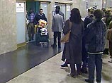 Василий Колмогоров и следователь по особо важным делам Павел Барковский прилетели в Мадрид 299 рейсом "Аэрофлота" поздно вечером в воскресенье Василий Колмогоров и следователь по особо важным делам Павел Барковский прилетели в Мадрид 299 рейсом "Аэрофлота" поздно вечером в воскресенье