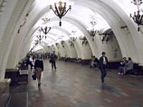 На станции "Арбатская" московского метро обнаружен подозрительный пакет На станции "Арбатская" московского метро обнаружен подозрительный пакет