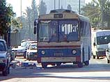 Полиция предлагает развешивать мешки со свиным жиром в каждом автобусе - чтобы "отвадить" палестинских камикадзе. Согласно исламской традиции, человек, так или иначе соприкоснувшийся со свиньей перед смертью, не допускается в райские кущи