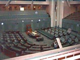 В Австралии хулиган прервал заседание парламента
