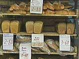 на следующей неделе представители хлебопекарной отрасли и торговых предприятий намерены обсудить размеры снижения стоимости тех видов хлеба, которые в основном покупают малообеспеченные слои населения